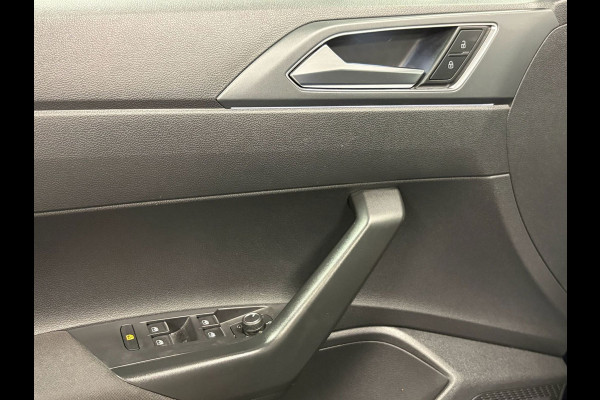 Volkswagen Taigo 1.5 TSI R-Line*Auto*Pano*Virtual Dasboard*Apple Carplay*Camera*Airco*Cruise-Control*