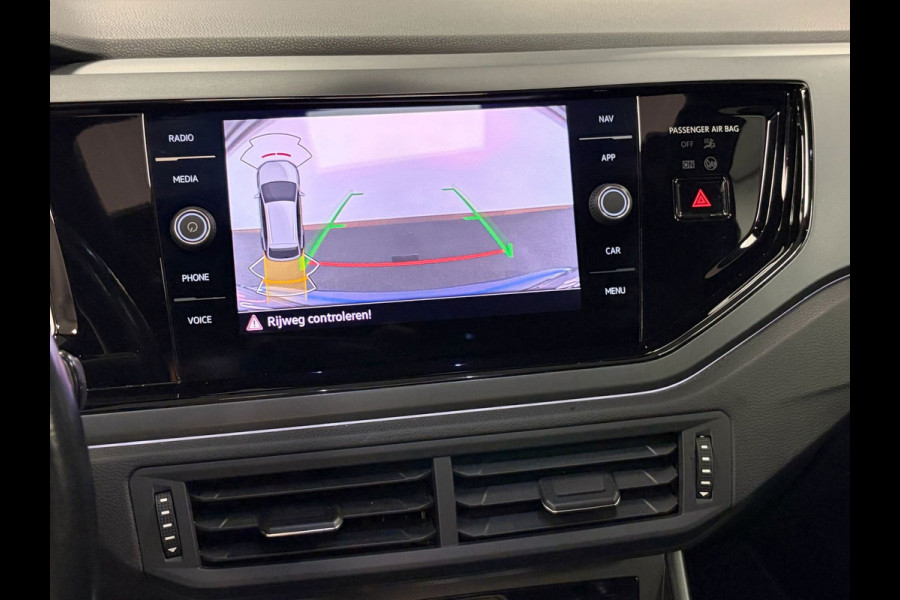 Volkswagen Taigo 1.5 TSI R-Line*Auto*Pano*Virtual Dasboard*Apple Carplay*Camera*Airco*Cruise-Control*