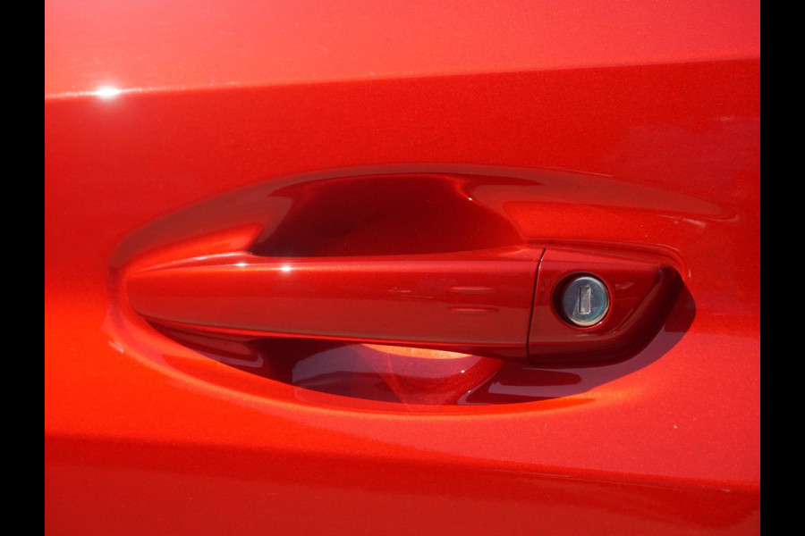 Peugeot 208 TURBO 100 GT 360 Camera