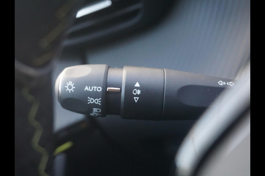 Peugeot 208 TURBO 100 GT 360 Camera