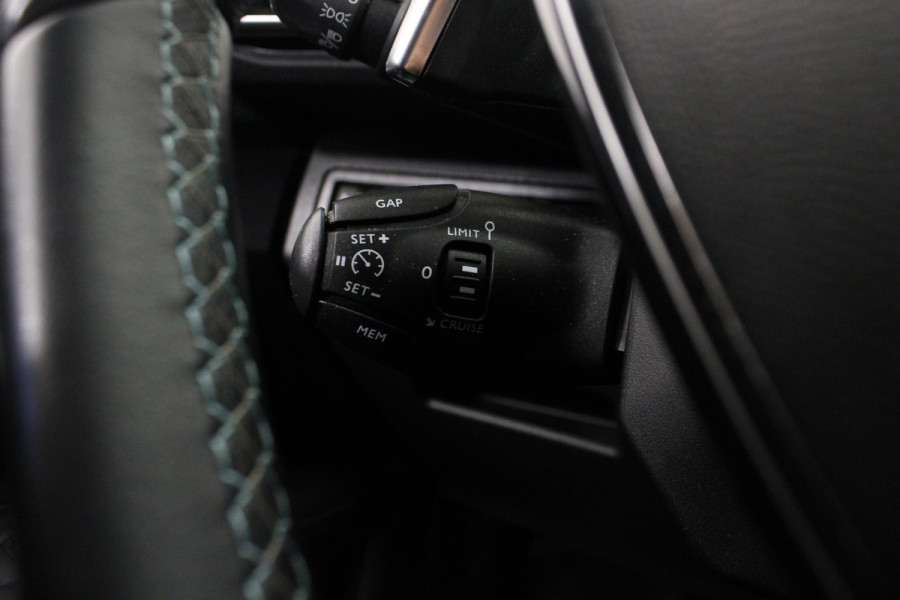 Peugeot 3008 1.2 PureTech Allure Pack Business |Stoelverw.|Camera|ACC|