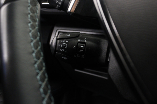 Peugeot 3008 1.2 PureTech Allure Pack Business |Stoelverw.|Camera|ACC|