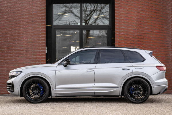 Volkswagen Touareg 3.0 TSI eHybrid R 4M Nightvision DynAudio Trekhaak