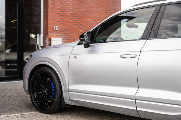Volkswagen Touareg 3.0 TSI eHybrid R 4M Nightvision DynAudio Trekhaak