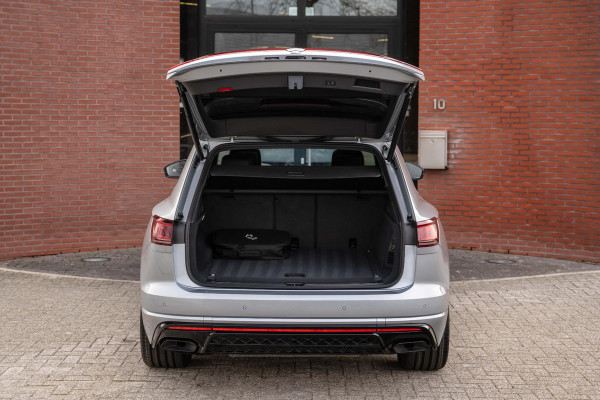 Volkswagen Touareg 3.0 TSI eHybrid R 4M Nightvision DynAudio Trekhaak