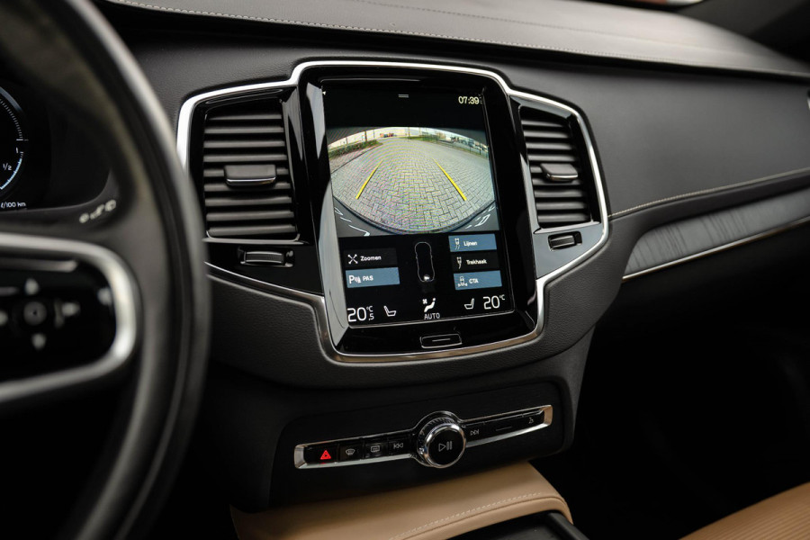 Volvo XC90 2.0 T8 Recharge AWD Ultimate Bright B&W Four-C VOL