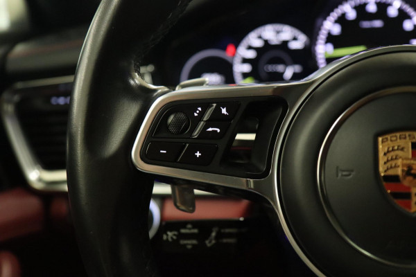Porsche Panamera Sport Turismo 2.9 4 E-Hybrid PANO/DEALERGARANTIE/CARPLAY/KEYLESS/NAVI/VOL