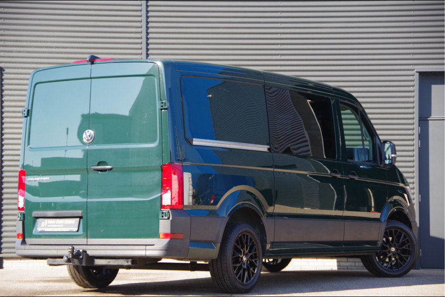 Volkswagen Crafter 35 2.0 TDI L3H2 DC-5P, 140PK AUT. LED, TREKHAAK, STOELVERWARMING, STANDKACHEL, CAMERA, PARKEERSENSOREN, AIRCO, CARPLAY, DUBBELE