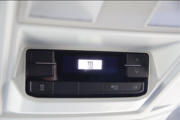 Volkswagen Crafter 35 2.0 TDI L3H2 DC-5P, 140PK AUT. LED, TREKHAAK, STOELVERWARMING, STANDKACHEL, CAMERA, PARKEERSENSOREN, AIRCO, CARPLAY, DUBBELE