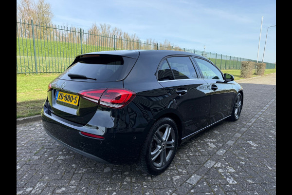 Mercedes-Benz A-Klasse 180 d Launch Edition 1e eigenaar