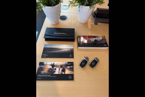 Mercedes-Benz A-Klasse 180 d Launch Edition 1e eigenaar