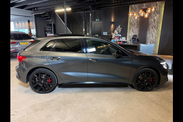 Audi A3 Sportback 45 TFSI e Competition|3X S-Line|PANO|FULL OPTIONS