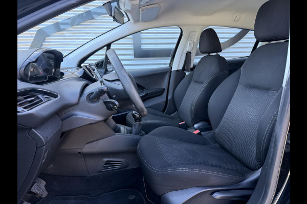 Peugeot 208 1.2 PureTech Active Navi|Airco|Cruise|Carplay|Elek ramen|D-riem v.v. in 2023|N.A.P|APK tot 06-2026