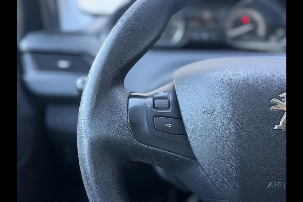 Peugeot 208 1.2 PureTech Active Navi|Airco|Cruise|Carplay|Elek ramen|D-riem v.v. in 2023|N.A.P|APK tot 06-2026