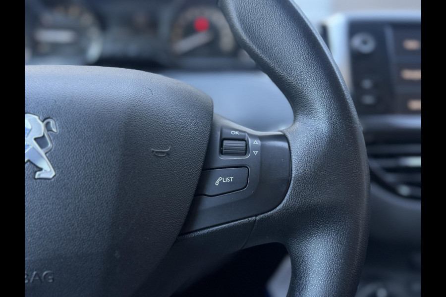 Peugeot 208 1.2 PureTech Active Navi|Airco|Cruise|Carplay|Elek ramen|D-riem v.v. in 2023|N.A.P|APK tot 06-2026