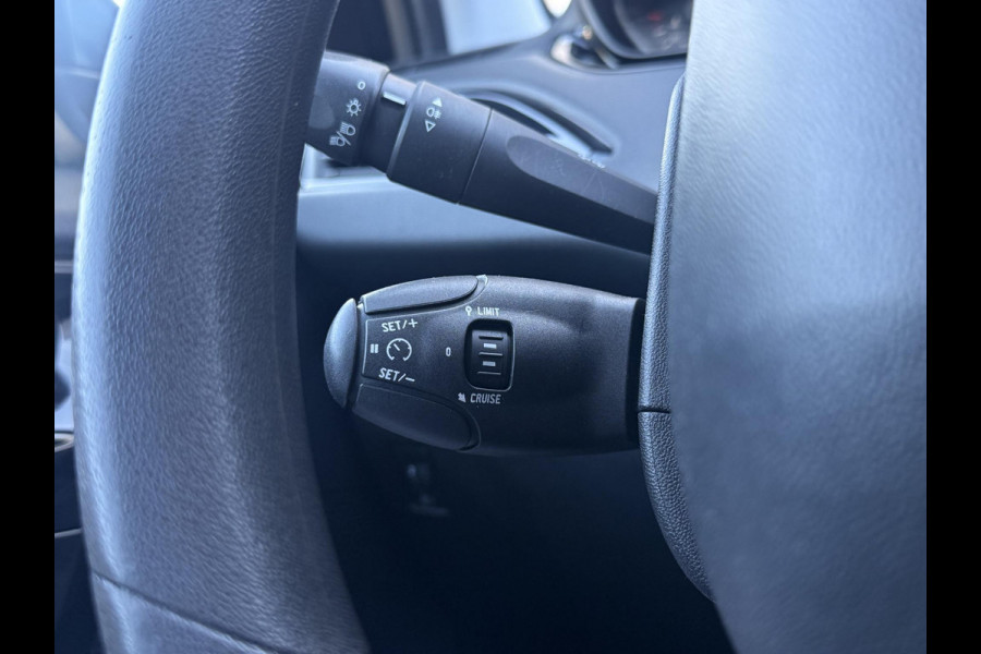 Peugeot 208 1.2 PureTech Active Navi|Airco|Cruise|Carplay|Elek ramen|D-riem v.v. in 2023|N.A.P|APK tot 06-2026