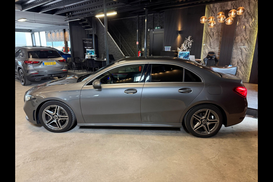 Mercedes-Benz A-Klasse 180 AMG Line