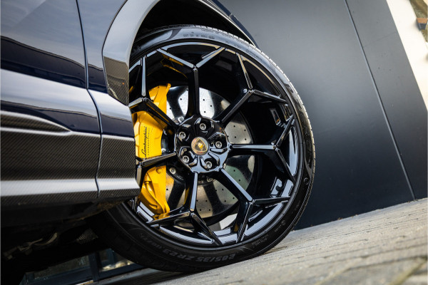Lamborghini Urus 4.0 V8 Performante - Origineel NL | Fabrieksgarantie | PPF | Carbon | B&O Adv. | Alcantara