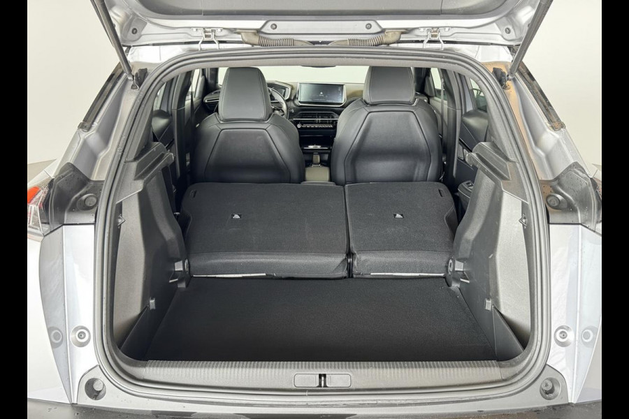 Peugeot e-2008 EV GT Pack 50 kWh | 3 fase | SOH 96,1% | Panoramadak | Prijs is rijklaar