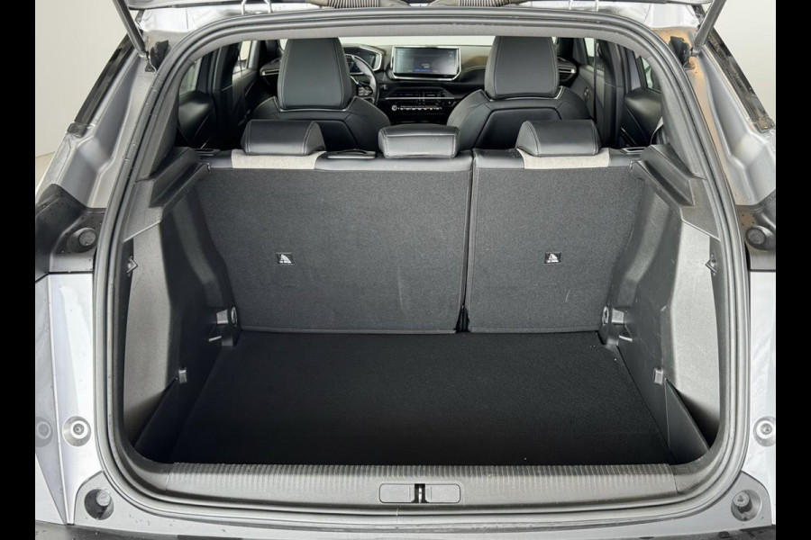 Peugeot e-2008 EV GT Pack 50 kWh | 3 fase | SOH 96,1% | Panoramadak | Prijs is rijklaar