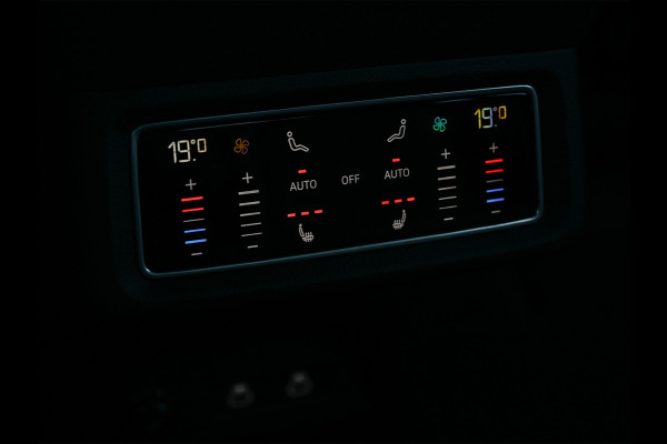 Audi Q8 Sportback e-tron S quattro SQ8 115 kWh | NL-Auto | Panorama dak | S-Seats | Bang & Olufsen | Camera | Ambiance interieur | 23 inch.