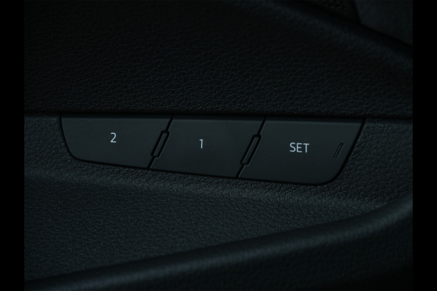 Audi SQ8 Sportback e-tron S quattro SQ8 115 kWh | NL-Auto | Panorama dak | S-Seats | Bang & Olufsen | Camera | Ambiance interieur | 23 inch.