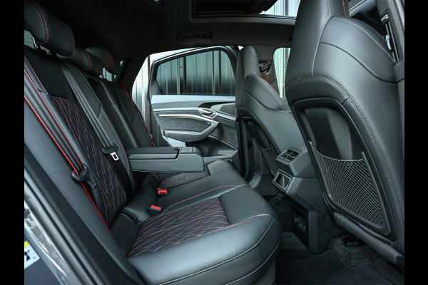 Audi SQ8 Sportback e-tron S quattro SQ8 115 kWh | NL-Auto | Panorama dak | S-Seats | Bang & Olufsen | Camera | Ambiance interieur | 23 inch.