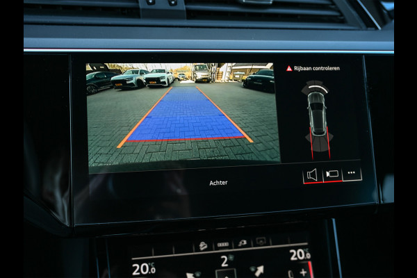 Audi Q8 e-tron 55 quattro Advanced Edition Plus 115 kWh | Panoramdak | Ambiance interieur | Adaptive Cruise | NL-Auto | Memory seats | Keyless