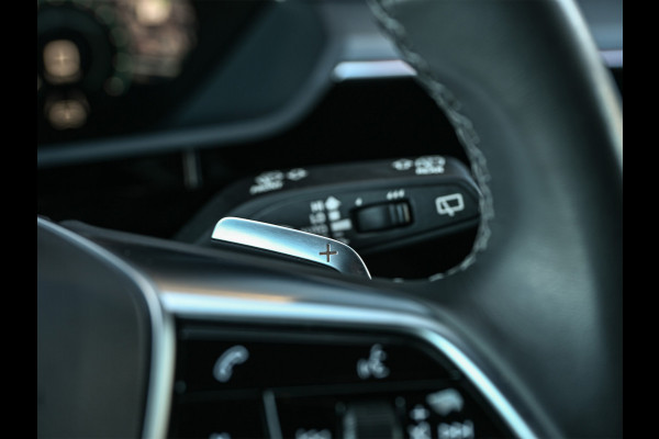 Audi Q8 e-tron 55 quattro Advanced Edition Plus 115 kWh | Panoramdak | Ambiance interieur | Adaptive Cruise | NL-Auto | Memory seats | Keyless