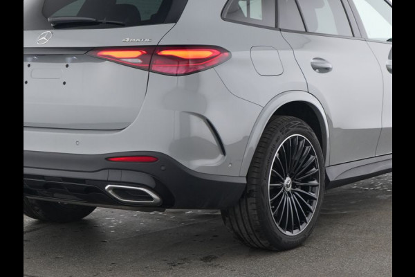 Mercedes-Benz GLC 300 e 4MATIC AMG Plug-In Hybride AMG Line | Night Pakket | Digital Licht | Trekhaak | Distronic | Memory Voorstoelen | Stoel en Stuurverwarming. Inclusief 24 maanden Mercedes-Benz Certified garantie voor Europa.