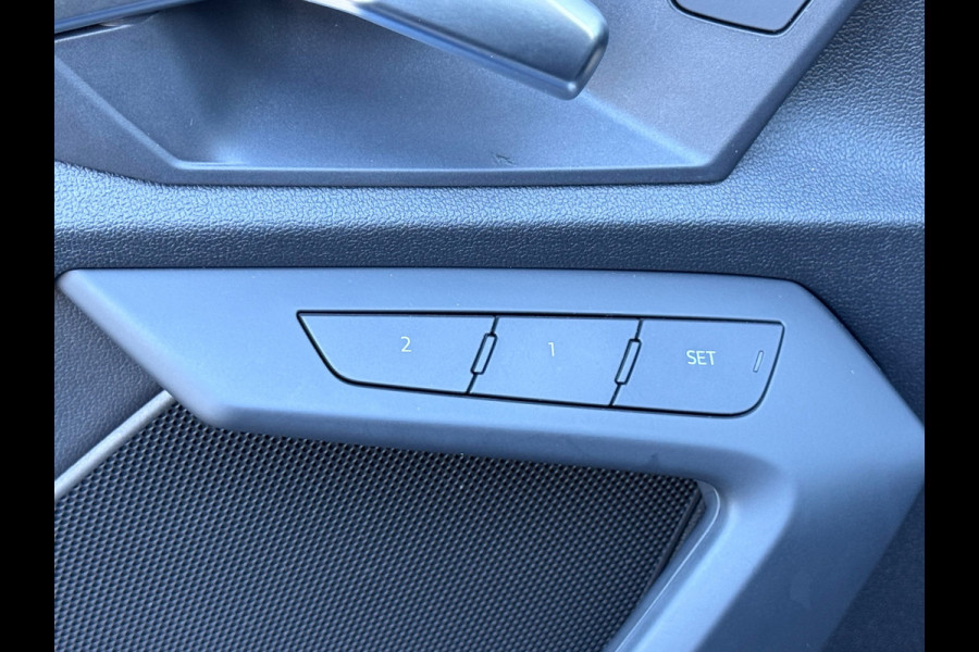 Audi A3 Sportback 45 TFSI e S edition Competition B&O/HuD/Memory