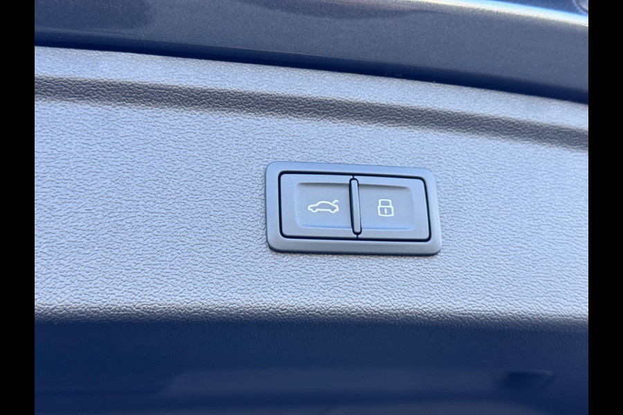 Audi A3 Sportback 45 TFSI e S edition Competition B&O/HuD/Memory