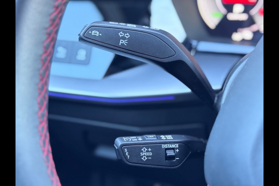 Audi A3 Sportback 45 TFSI e S edition Competition B&O/HuD/Memory