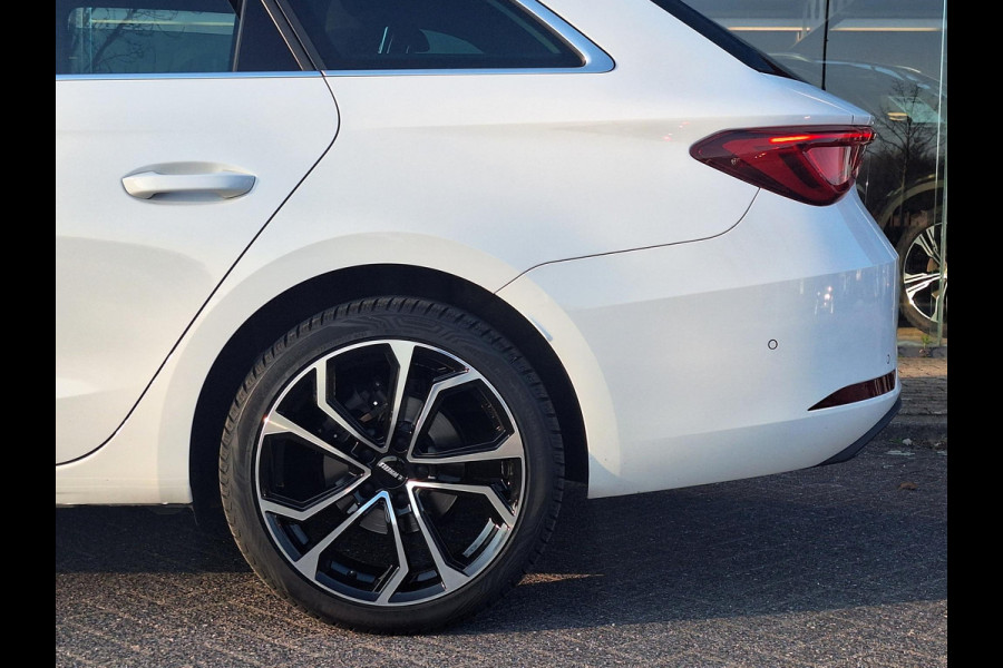 Seat Leon Sportstourer 1.5 TSI Style Launch Edition My 2021 | 18"LM | Trekhaak | Full LED | Climate V=A | Navi |