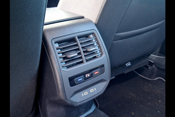 Seat Leon Sportstourer 1.5 TSI Style Launch Edition My 2021 | 18"LM | Trekhaak | Full LED | Climate V=A | Navi |