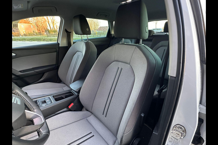 Seat Leon Sportstourer 1.5 TSI Style Launch Edition My 2021 | 18"LM | Trekhaak | Full LED | Climate V=A | Navi |