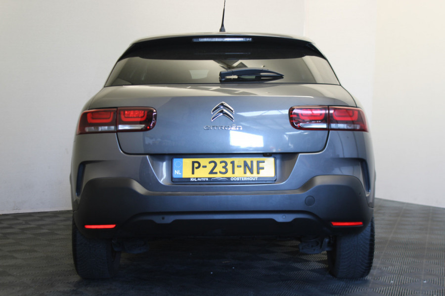 Citroën C4 Cactus 1.2 PureTech Shine |Pano|Stoelverw.|Camera|