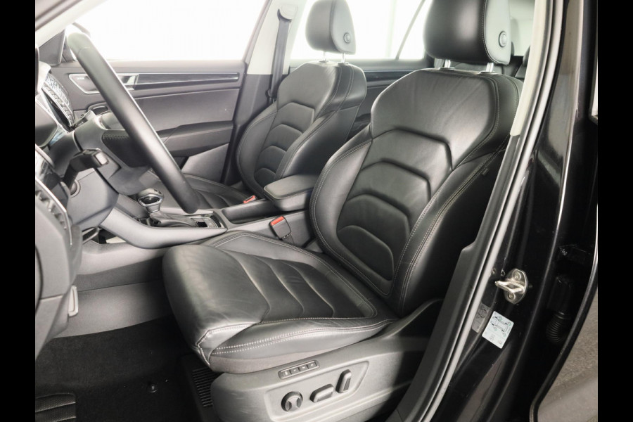Škoda Kodiaq 1.5 TSI Business Edition Plus 150 pk Automaat (DSG) | Navigatie | Parkeersensoren (Park assist) | Rondomzicht camera | Lederen bekleding | Stoelverwarming v/a |