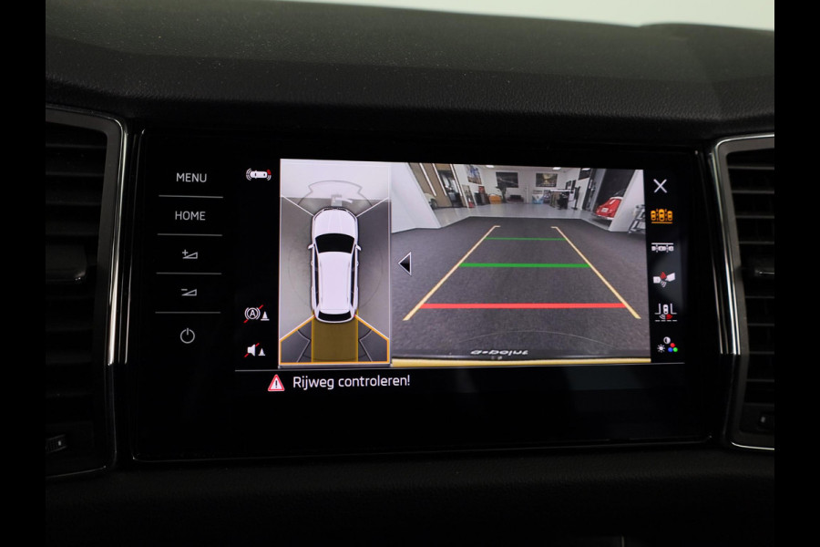 Škoda Kodiaq 1.5 TSI Business Edition Plus 150 pk Automaat (DSG) | Navigatie | Parkeersensoren (Park assist) | Rondomzicht camera | Lederen bekleding | Stoelverwarming v/a |