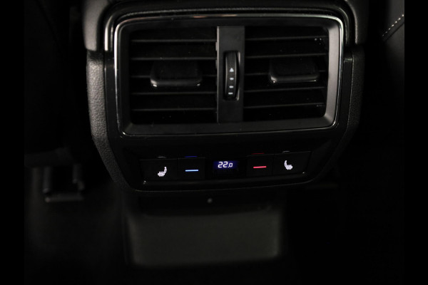 Škoda Kodiaq 1.5 TSI Business Edition Plus 150 pk Automaat (DSG) | Navigatie | Parkeersensoren (Park assist) | Rondomzicht camera | Lederen bekleding | Stoelverwarming v/a |