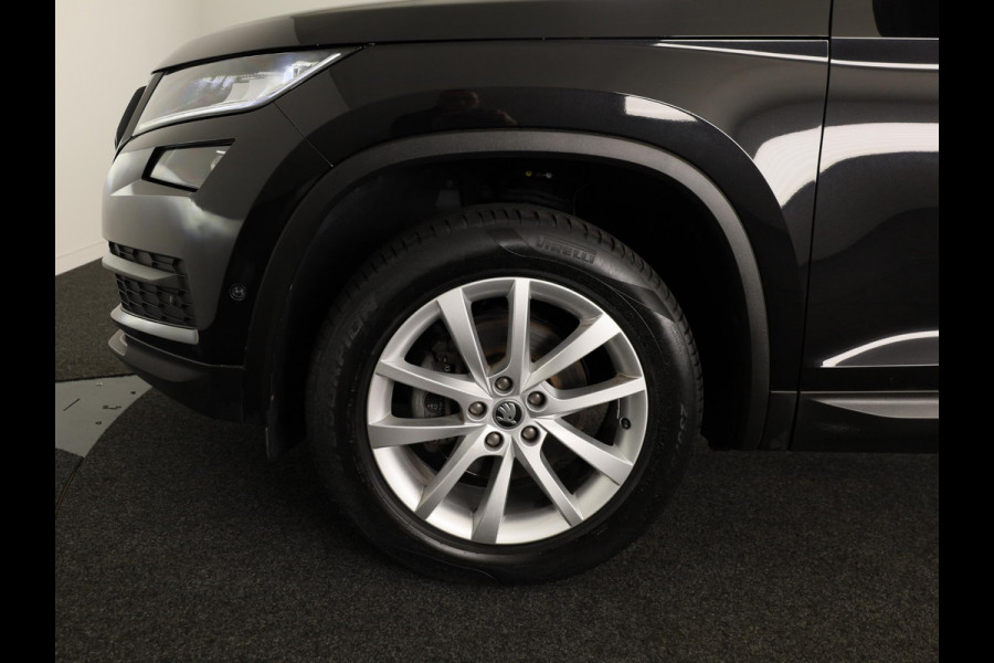 Škoda Kodiaq 1.5 TSI Business Edition Plus 150 pk Automaat (DSG) | Navigatie | Parkeersensoren (Park assist) | Rondomzicht camera | Lederen bekleding | Stoelverwarming v/a |