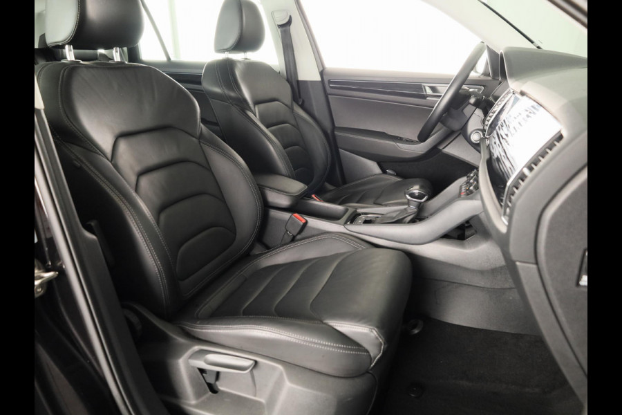 Škoda Kodiaq 1.5 TSI Business Edition Plus 150 pk Automaat (DSG) | Navigatie | Parkeersensoren (Park assist) | Rondomzicht camera | Lederen bekleding | Stoelverwarming v/a |
