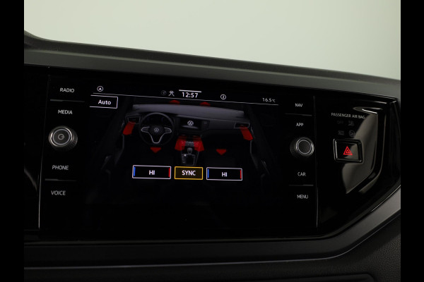 Volkswagen Taigo 1.0 TSI R-Line 115PK | Panorama dak | Navigatie via app | Parkeersensoren | Automatische airco |