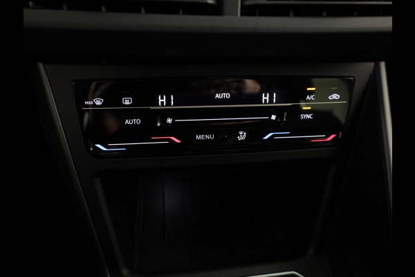 Volkswagen Taigo 1.0 TSI R-Line 115PK | Panorama dak | Navigatie via app | Parkeersensoren | Automatische airco |