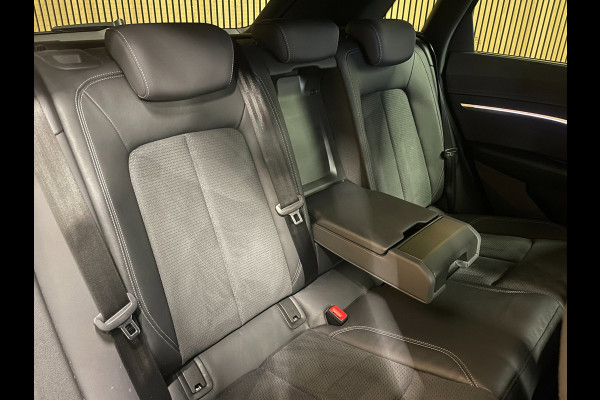 Audi e-tron 50 Quattro S-Line Edition 71 kWh|94%SOH|BLACK EDITION|AMBIENT LIGHT|APPLE CARPLAY|CAMERA|STOELVERWARMING|ELEK. A-KLEP|