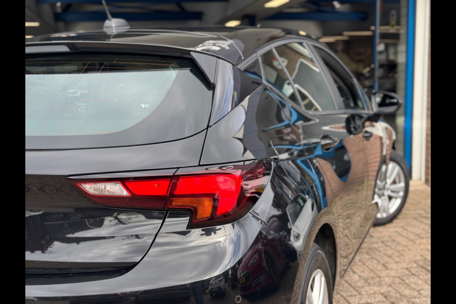 Opel Astra 1.2 Blitz Edition 2021 ZWART NAVI AIRCO LM NAP!