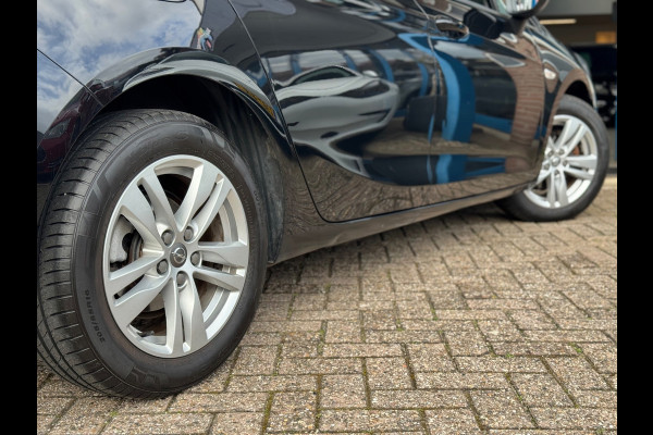 Opel Astra 1.2 Blitz Edition 2021 ZWART NAVI AIRCO LM NAP!