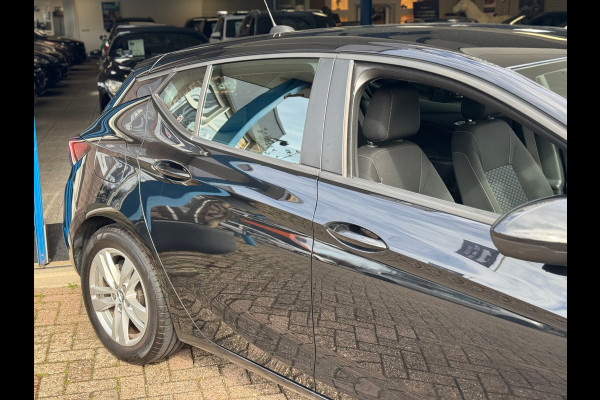 Opel Astra 1.2 Blitz Edition 2021 ZWART NAVI AIRCO LM NAP!