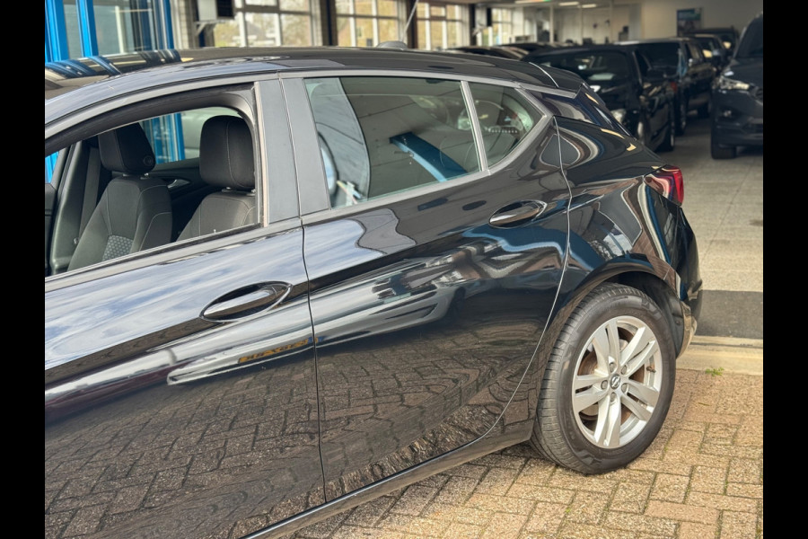 Opel Astra 1.2 Blitz Edition 2021 ZWART NAVI AIRCO LM NAP!