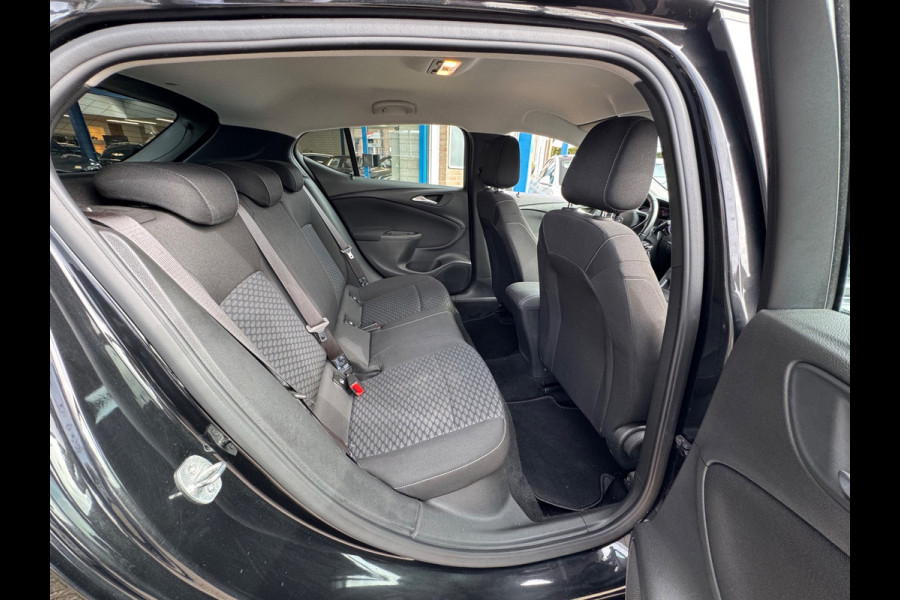 Opel Astra 1.2 Blitz Edition 2021 ZWART NAVI AIRCO LM NAP!